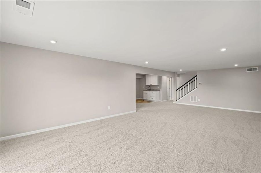 Spacious, unfurnished interior of a new home in Villas at Gold Creek, Dawsonville (Image 32).