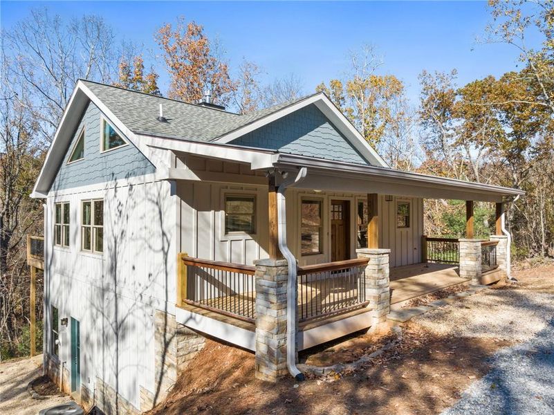 Image 33 of a home in .