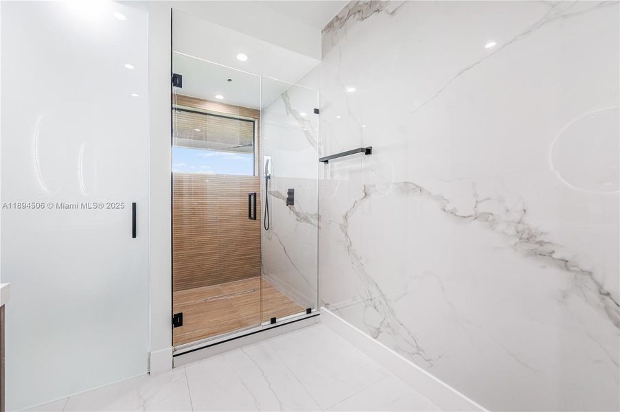 Image 33 of a home in . Image 33 of a home in .