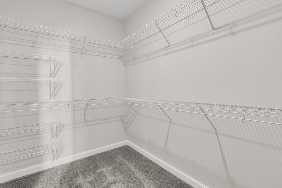 Spacious, unfurnished interior of a new home in Six Oaks, Summerville (Image 23).