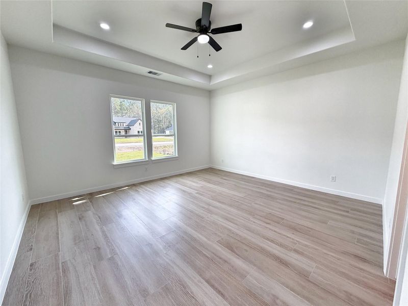 Spacious, unfurnished interior of a new home in , Dayton (Image 25).