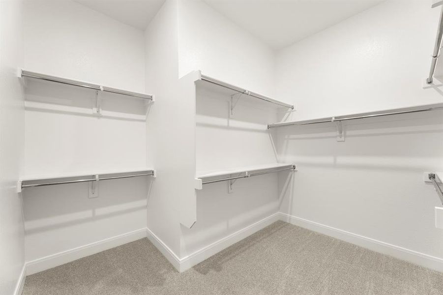 18. 5401 Archeron - Closet 18. 5401 Archeron - Closet