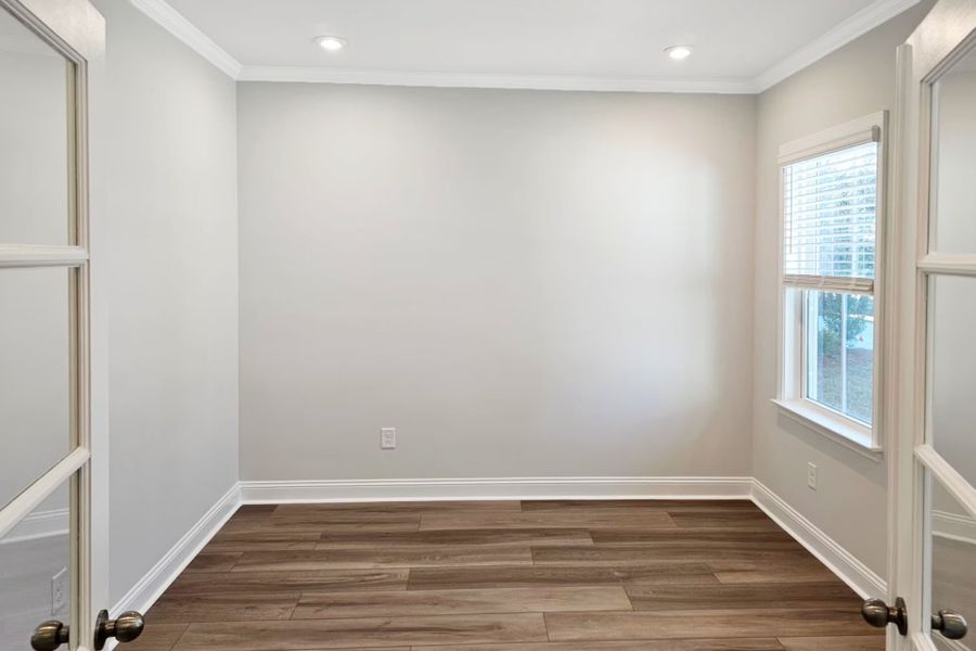 Spacious, unfurnished interior of a new home in Solserra, Shallotte (Image 15).