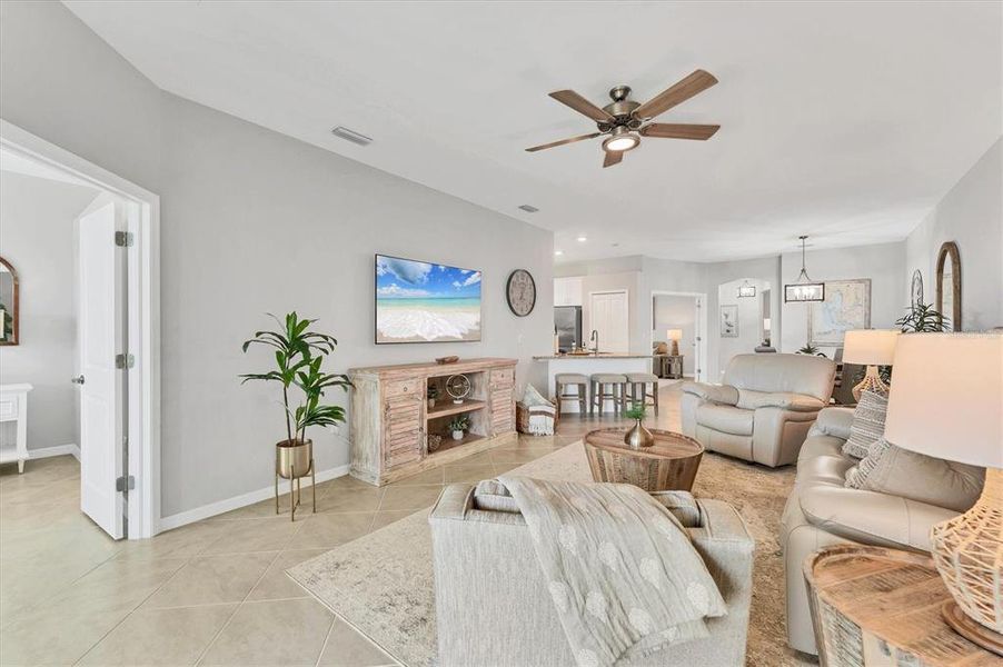 Furnished interior view inside a new home in , Port Charlotte (Image 31).