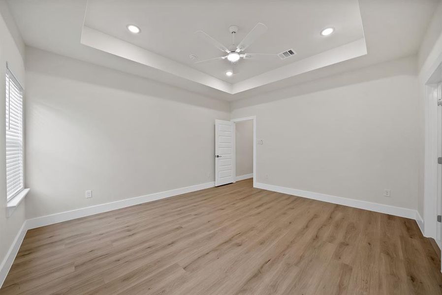 Spacious, unfurnished interior of a new home in , Decatur (Image 23).