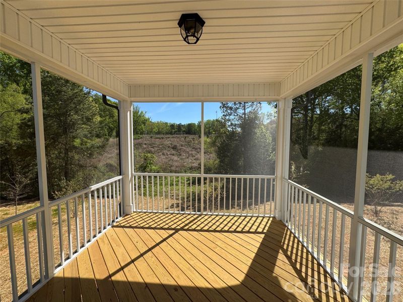 Exterior details and patio area of a home in Robinson Oaks, Gastonia (Image 3).
