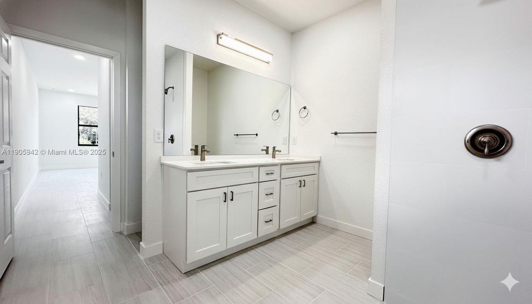 Furnished interior view inside a new home in , Lehigh Acres (Image 7). Furnished interior view inside a new home in , Lehigh Acres (Image 7).