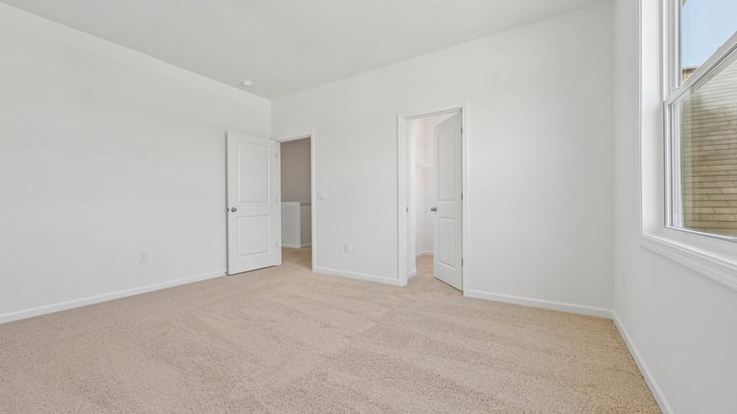 Representative unfurnished interior of a home built from the Olivia by D.R. Horton in The Manors at Haywood Glen, Knightdale (Image 20).