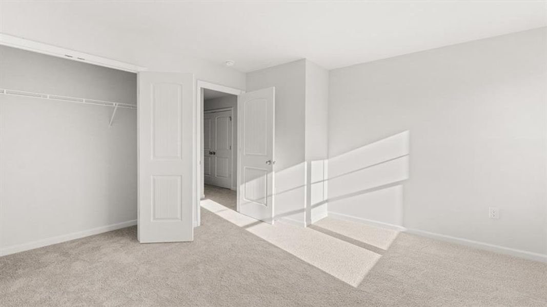 Spacious, unfurnished interior of a new home in Liberty Crossing, Braselton (Image 30).