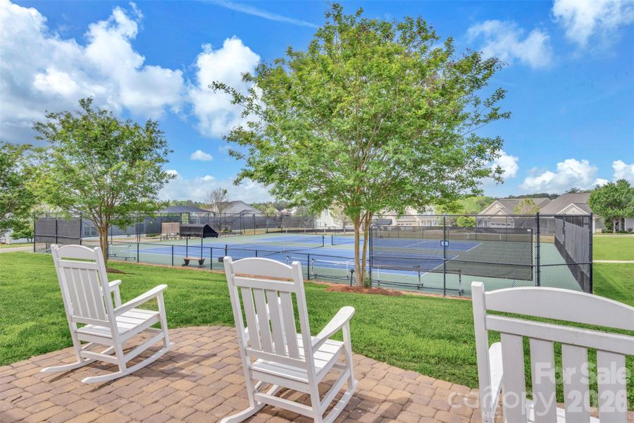 Community amenities in Edgewater - The Links, Lancaster (Image 45).