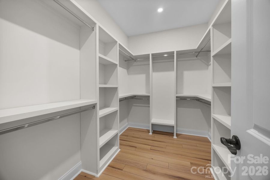 Spacious, unfurnished interior of a new home in , Cleveland (Image 31).