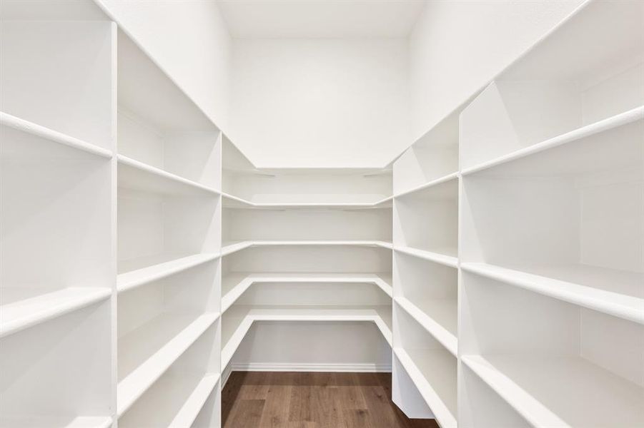 Spacious, unfurnished interior of a new home in Addison Hills, Cedar Hill (Image 20).