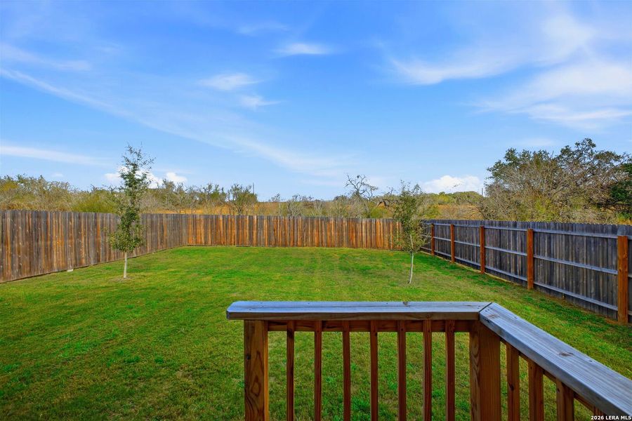 Exterior details and patio area of a home in Lodi Grove, Floresville (Image 22).