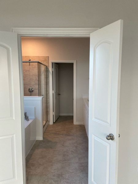 Spacious, unfurnished interior of a new home in Hillview Addition, Decatur (Image 11). Spacious, unfurnished interior of a new home in Hillview Addition, Decatur (Image 11).