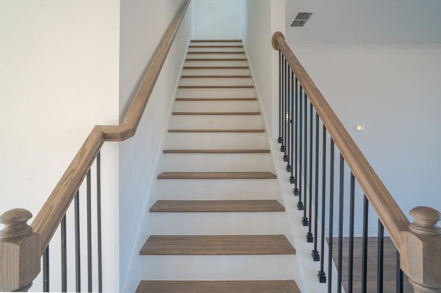 Image 35 of a home in .