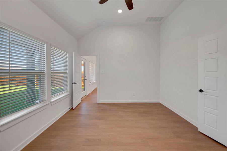 Spacious, unfurnished interior of a new home in Lone Star Landing, Montgomery (Image 19). Spacious, unfurnished interior of a new home in Lone Star Landing, Montgomery (Image 19).