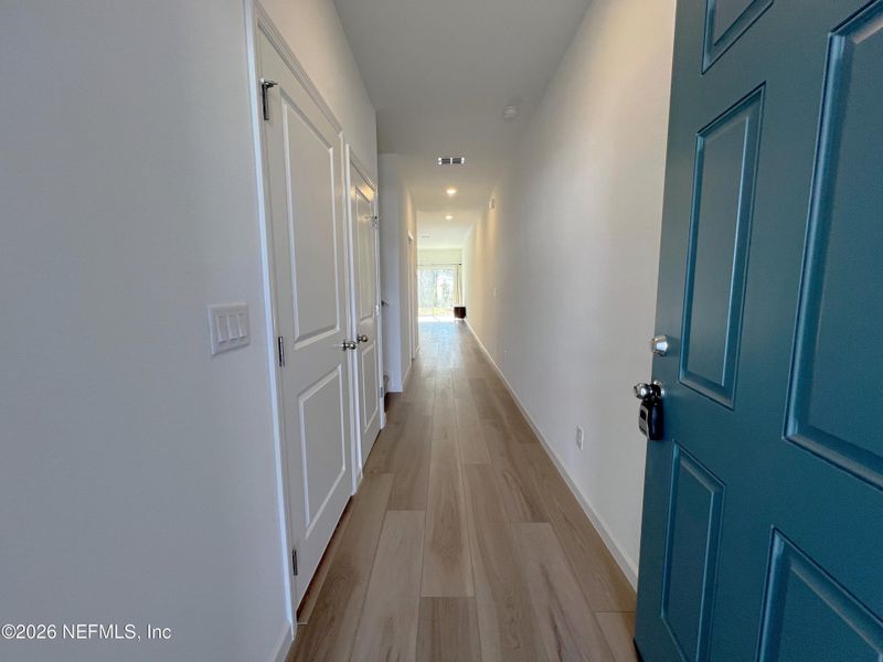 Spacious, unfurnished interior of a new home in , Orange Park (Image 11).