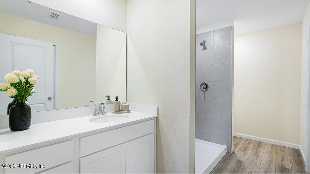 Furnished interior view inside a new home in Holstein Crossing: Holstein Crossing 50s, Green Cove Springs (Image 10).