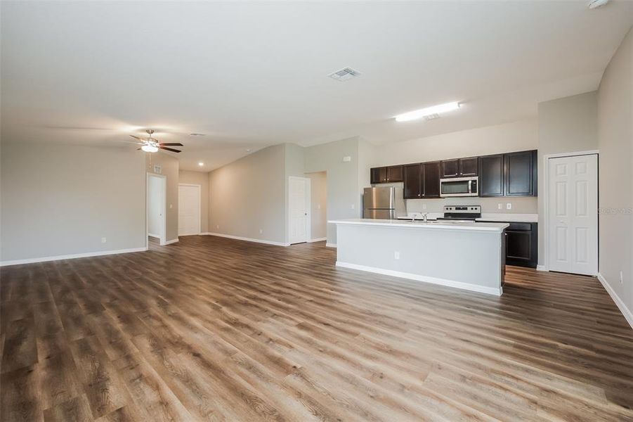 Spacious, unfurnished interior of a new home in , North Port (Image 10).