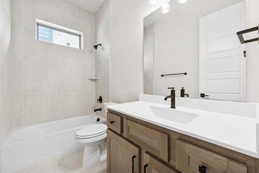 Furnished interior view inside a new home in South Pointe Cottage Series, Mansfield (Image 9). Furnished interior view inside a new home in South Pointe Cottage Series, Mansfield (Image 9).