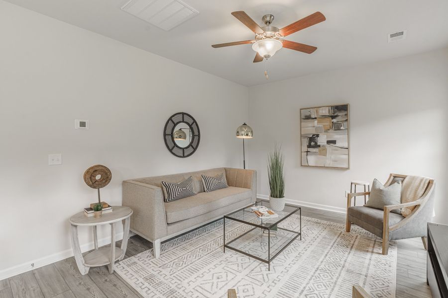 Representative furnished interior of a home built from the Adger by Hurricane Builders in Amber Hill, West Columbia (Image 17).