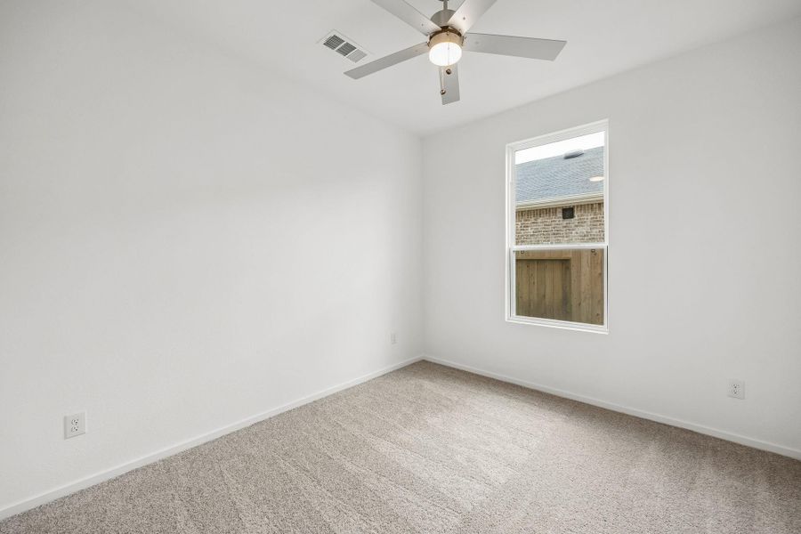 Spacious, unfurnished interior of a new home in Montgomery Bend, Montgomery (Image 19).