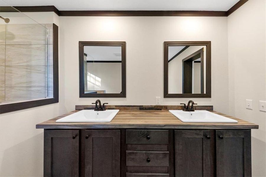 Furnished interior view inside a new home in , Waleska (Image 13).