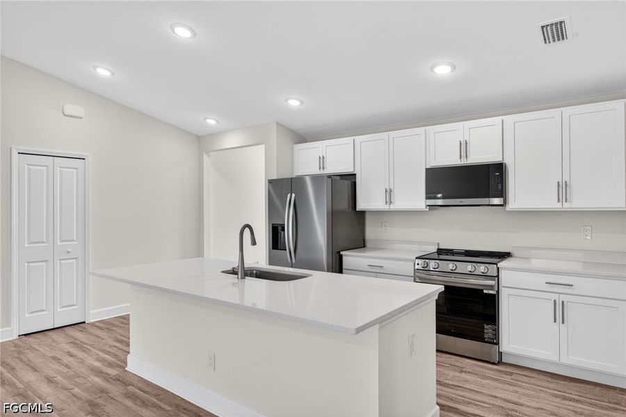 Furnished interior view inside a new home in Cape Coral, Cape Coral (Image 5).