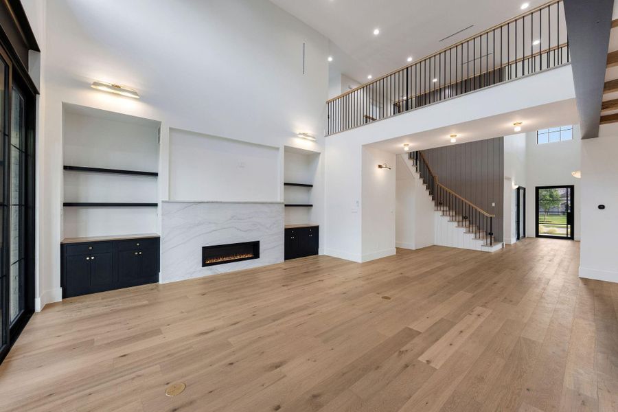 Spacious, unfurnished interior of a new home in , Houston (Image 24).