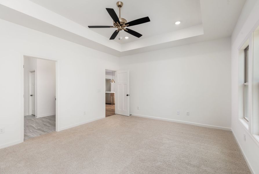 Spacious, unfurnished interior of a new home in Stewart Estates, Meansville (Image 31).