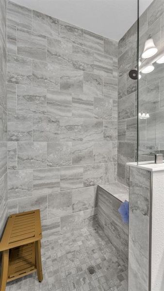 Close-up of interior finishes inside a home in Hawkstone, Lithia (Image 23).