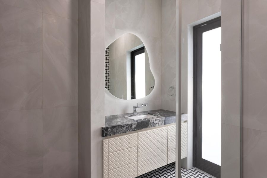 mls_BATHROOM_PS mls_BATHROOM_PS