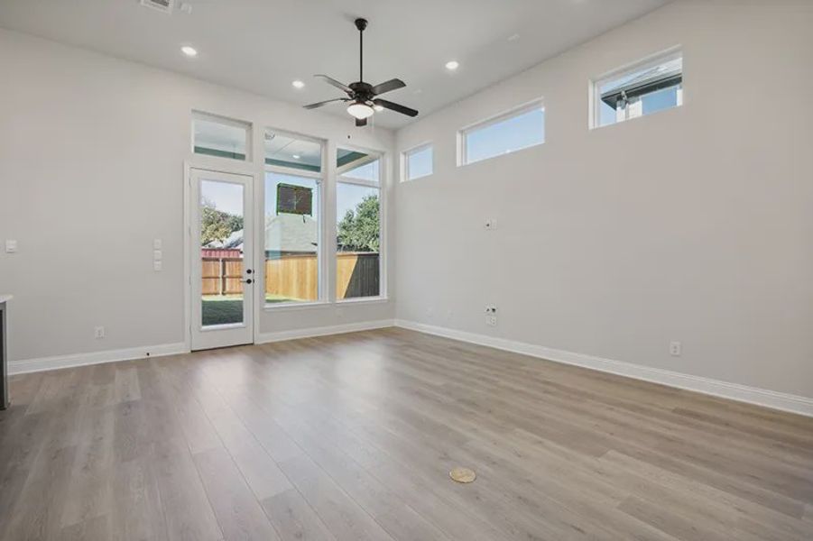 Representative unfurnished interior of a home built from the Peyton by Cambridge Homes in Lake Park, Rowlett (Image 17).
