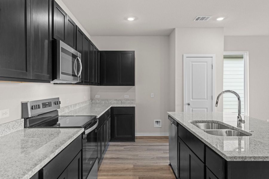 3br New Home in TAYLOR, TX.  - Slide 12