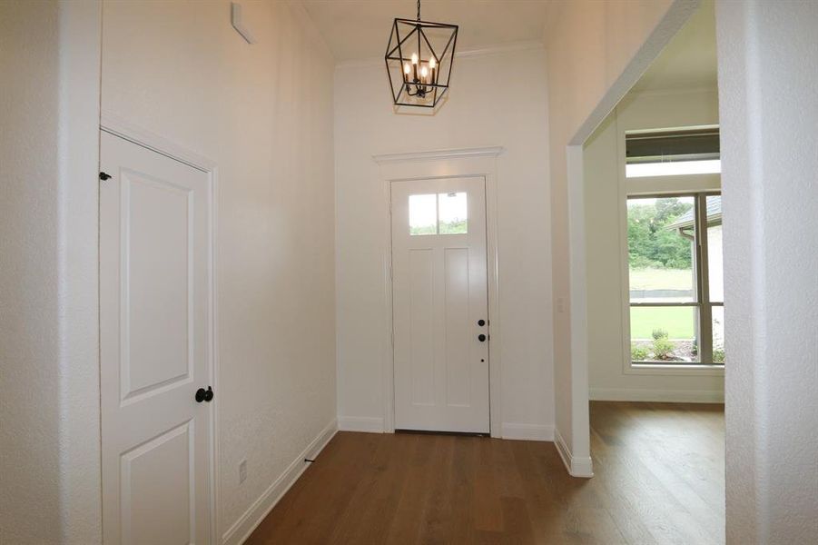 Spacious, unfurnished interior of a new home in , Tyler (Image 20).