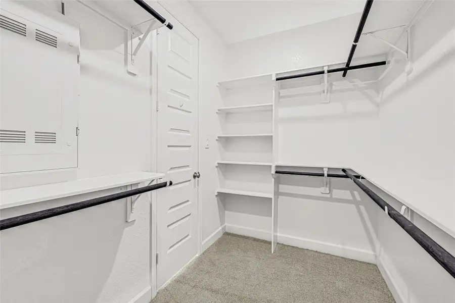 Furnished interior view inside a new home in Grand Central Park 45', Conroe (Image 10). Furnished interior view inside a new home in Grand Central Park 45', Conroe (Image 10).