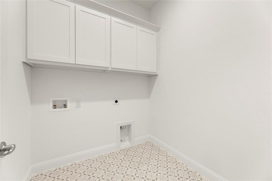 Furnished interior view inside a new home in Gideon Grove, Phase 2, Rockwall (Image 9). Furnished interior view inside a new home in Gideon Grove, Phase 2, Rockwall (Image 9).