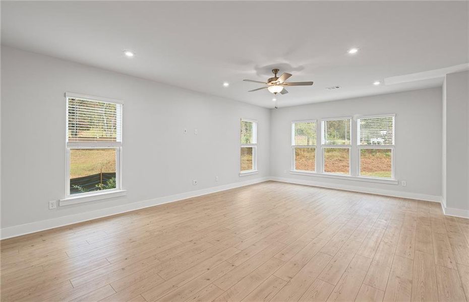 Spacious, unfurnished interior of a new home in Oakwood, Cumming (Image 20). Spacious, unfurnished interior of a new home in Oakwood, Cumming (Image 20).