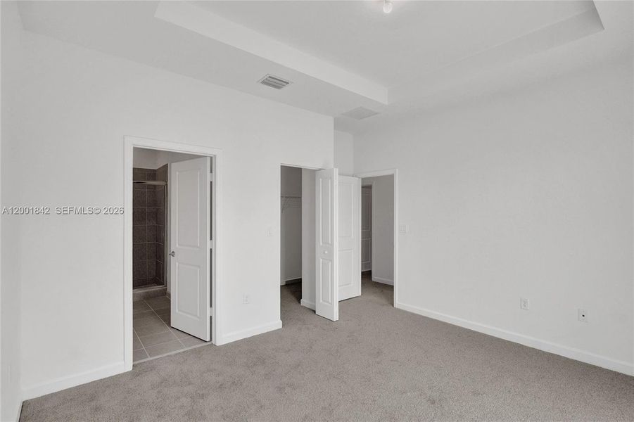 Spacious, unfurnished interior of a new home in , Homestead (Image 27).