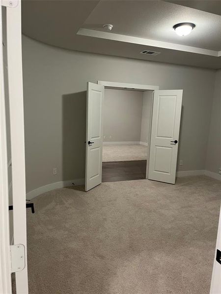 Spacious, unfurnished interior of a new home in Shady Valley Estates, Midlothian (Image 9).