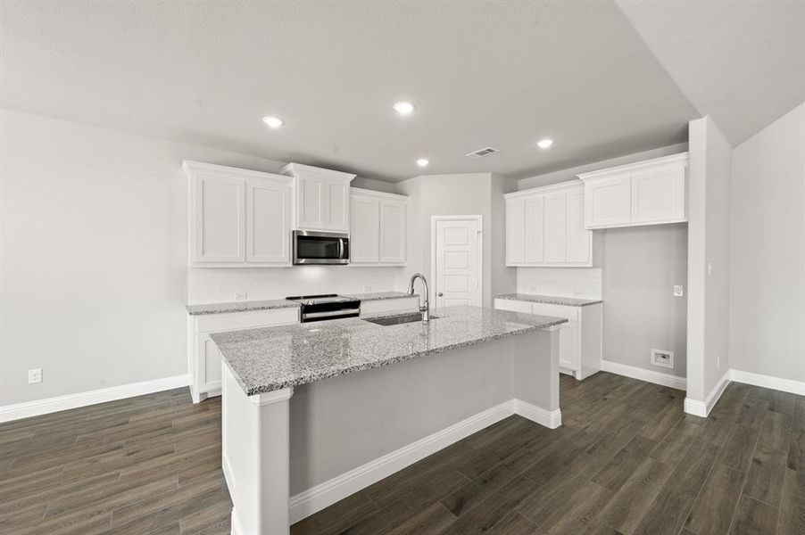 7016 Ranchview- Kitchen-2