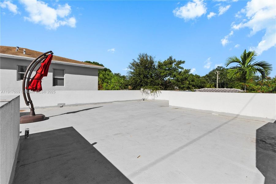 Rooftop patio without furniture Rooftop patio without furniture