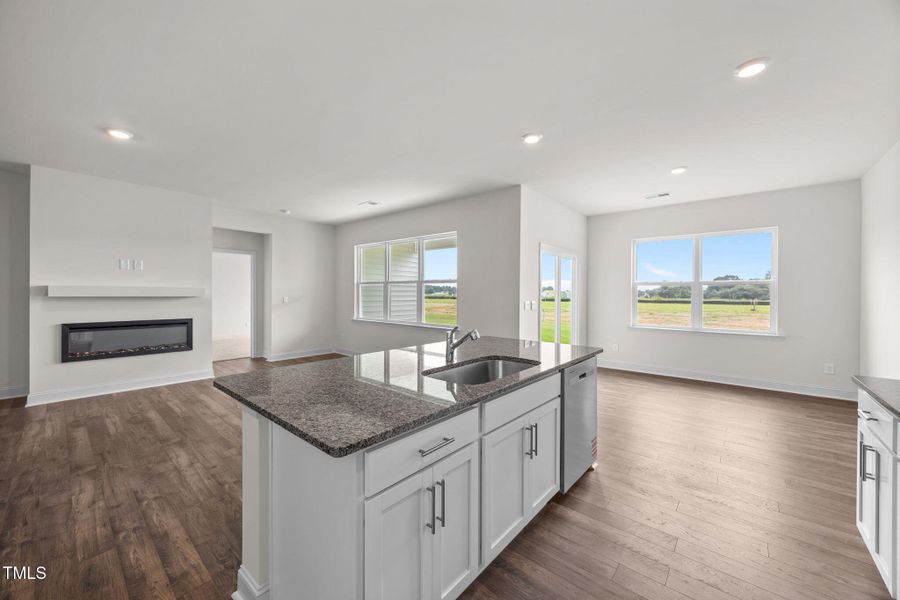 11-web-or-mls-BLS_0027