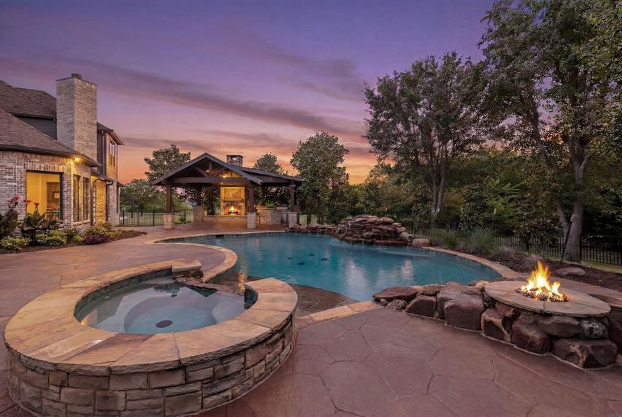 Pool spa combo with firepit and waterfall Pool spa combo with firepit and waterfall