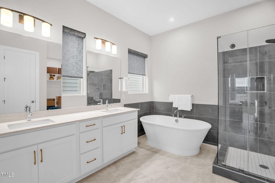 27-web-or-mls-4421 Bridle Run Dr-27