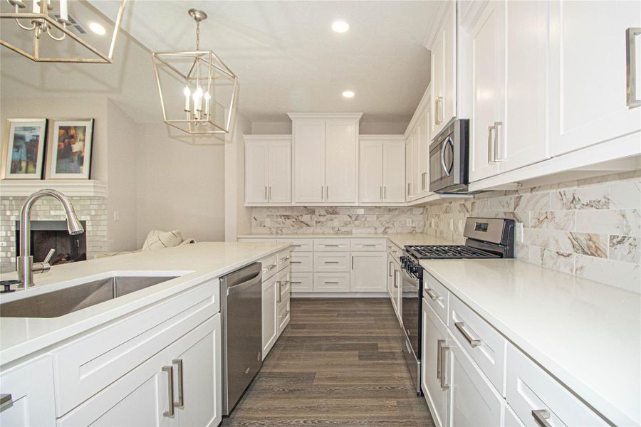 Furnished interior view inside a new home in , Livingston (Image 9).