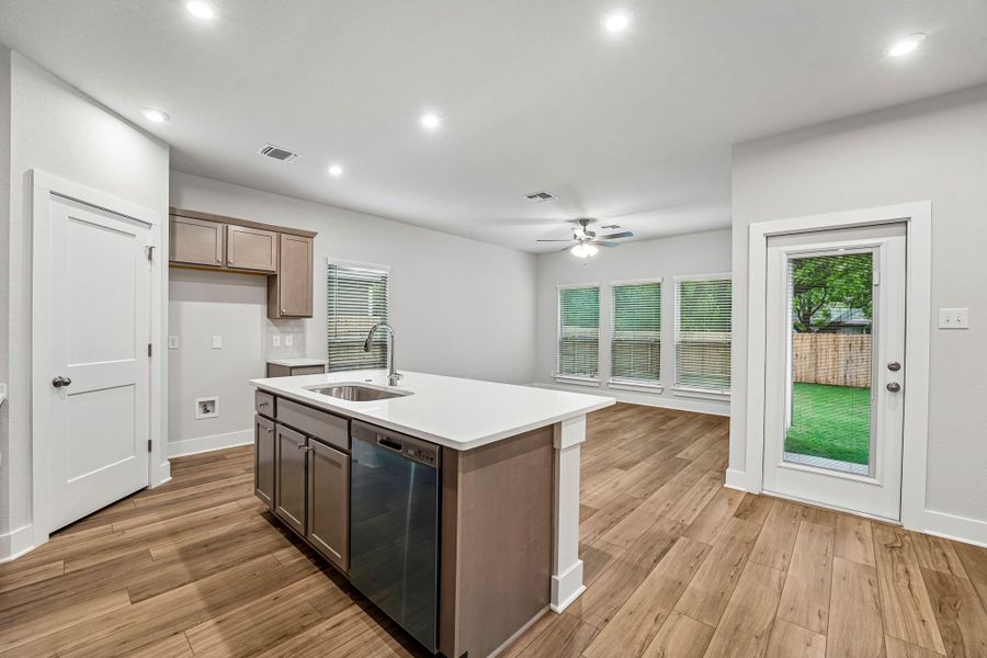 Furnished interior view inside a new home in Three Creeks, Belton (Image 4).