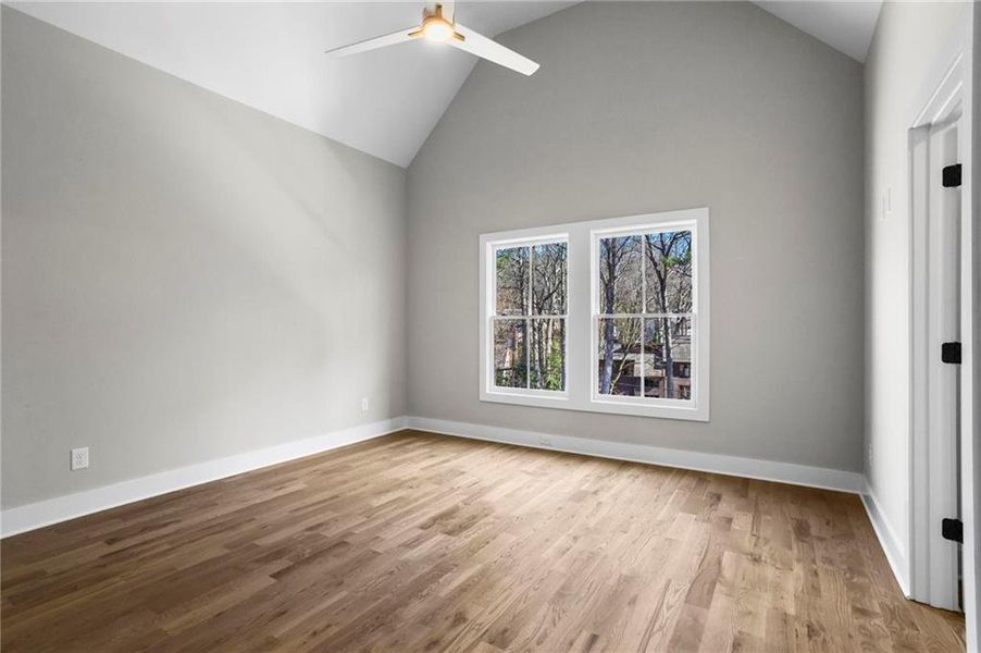 Spacious, unfurnished interior of a new home in , Atlanta (Image 42).
