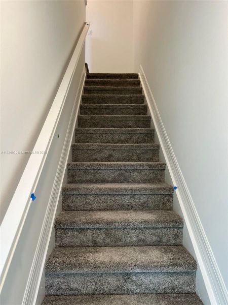 Spacious, unfurnished interior of a new home in , West Palm Beach (Image 12).