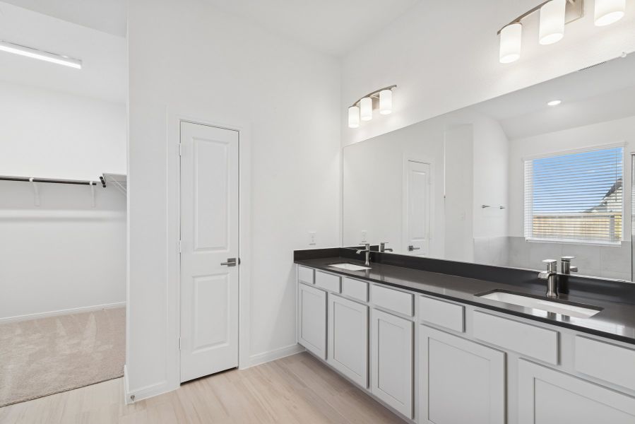 Owner's Bath Owner's Bath